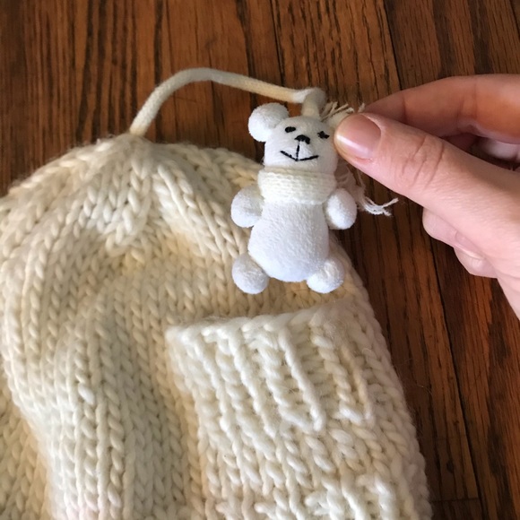 ✨5/$25 Winter hat with mini teddy bear in pocket - Picture 2 of 8